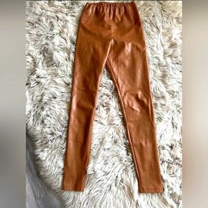Wilfred Free Daria vegan leather leggings